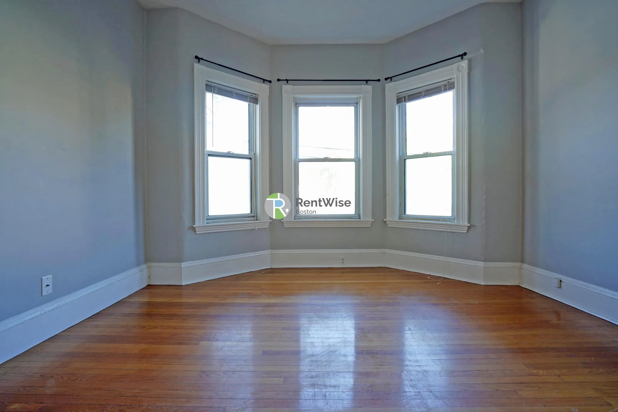 2 bed, 1 bath apartment for rent at 11 Parsons St Unit 1, Brighton — photo 3 of 23