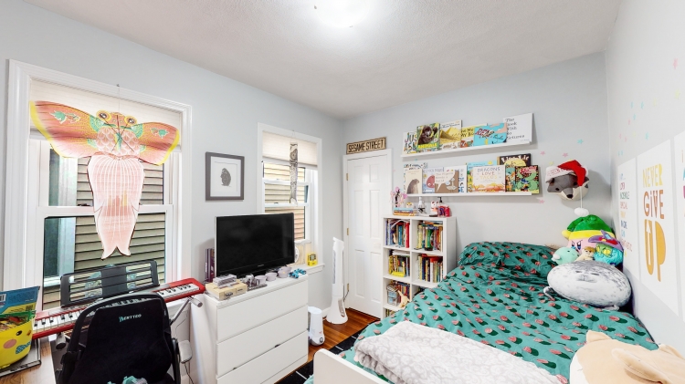 3 bed, 1 bath apartment for rent at 11 Partridge Ave Unit 1, Magoun Square — photo 6 of 10