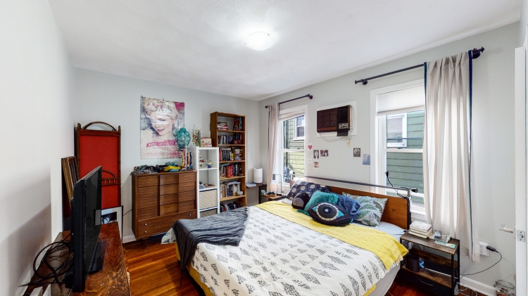 3 bed, 1 bath apartment for rent at 11 Partridge Ave Unit 1, Magoun Square — photo 5 of 10