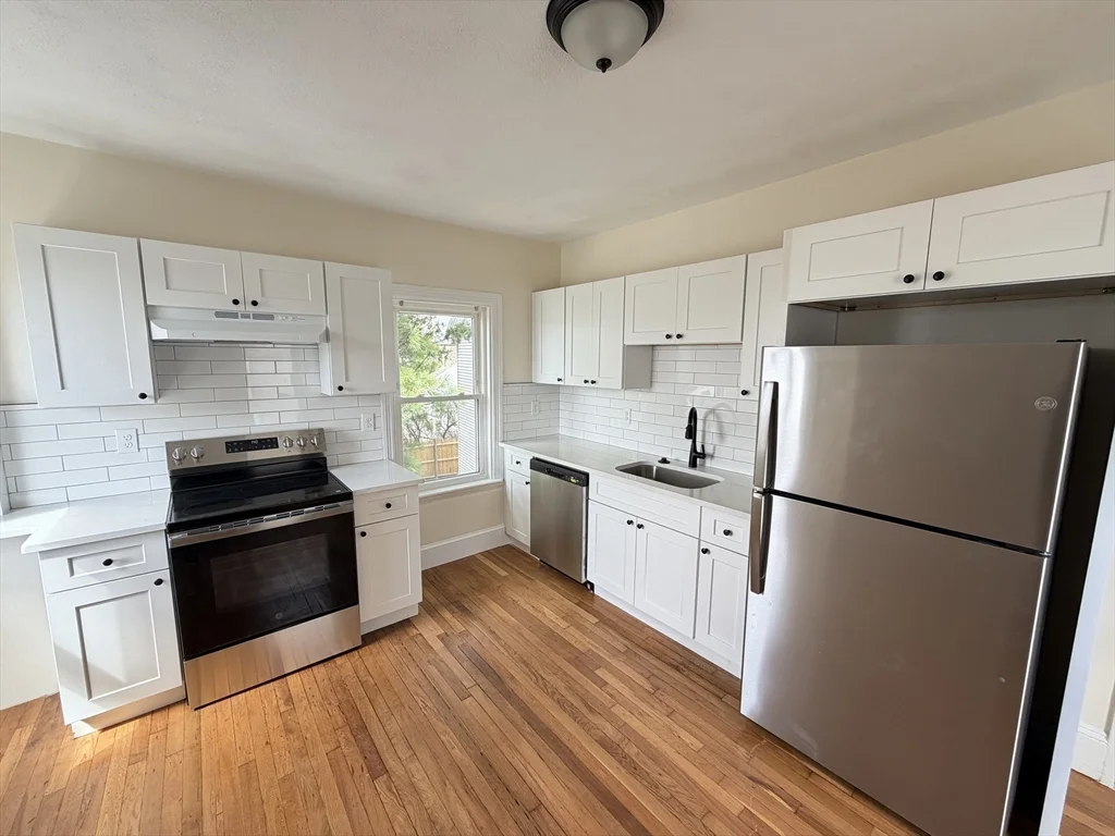 3 bed, 1 bath apartment for rent at 11 Patten St Unit 2, Watertown — photo 3 of 17