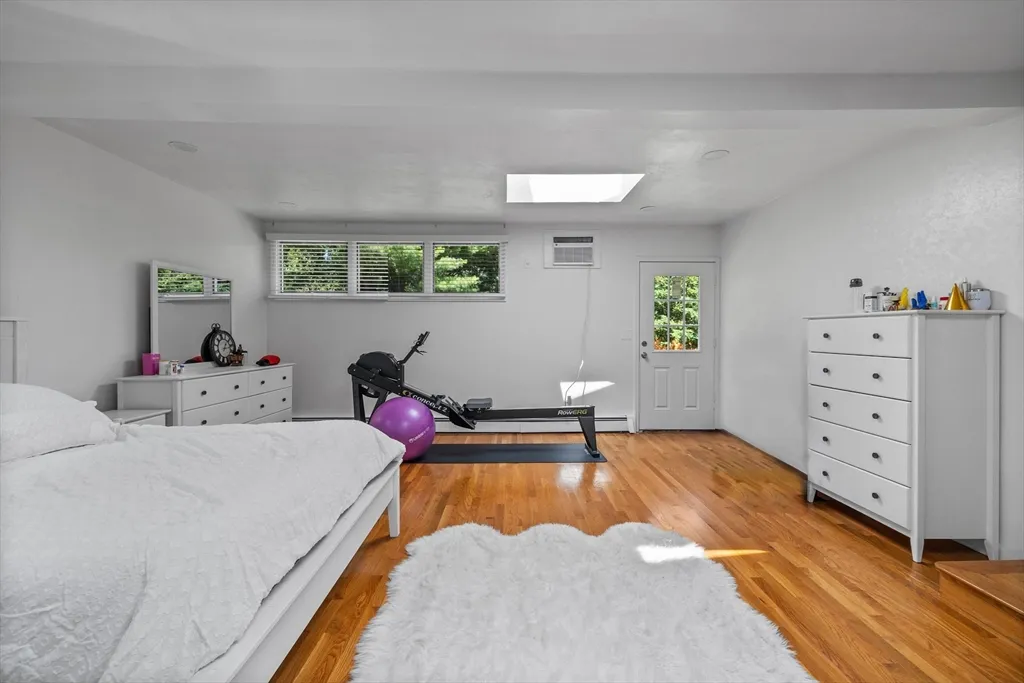 4 bed, 2 bath apartment for rent at 11 Patterson Rd Unit SF, Lexington — photo 8 of 26