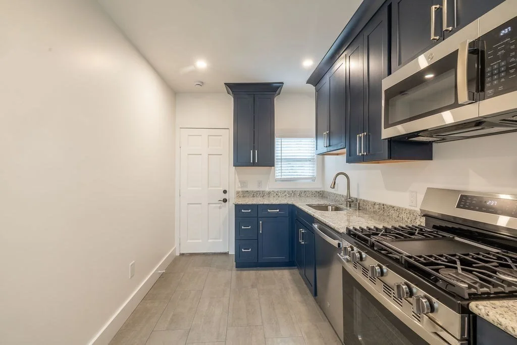 1 bed, 1 bath apartment for rent at 11 Pearl St Unit A, Salem — photo 3 of 31