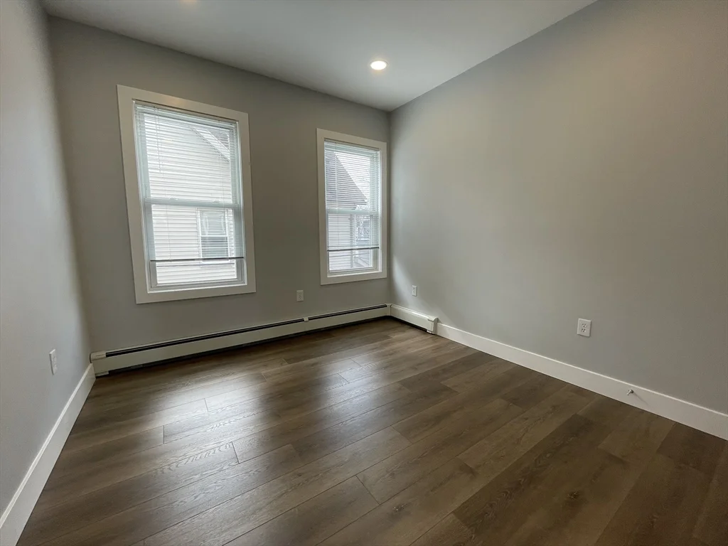 4 bed, 2 bath apartment for rent at 11 Pearl Ter Unit 2, Somerville — photo 10 of 11