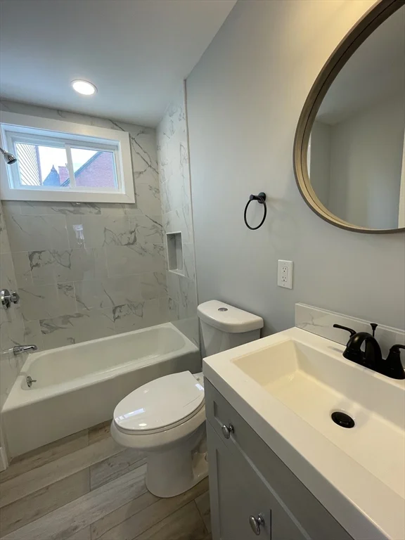 4 bed, 2 bath apartment for rent at 11 Pearl Ter Unit 2, Somerville — photo 5 of 11
