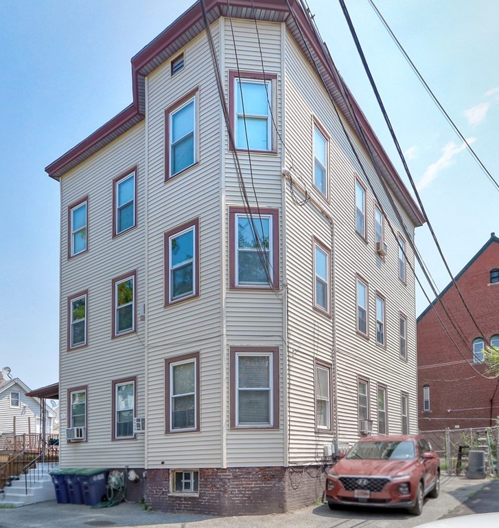 4 bed, 2 bath apartment for rent at 11 Pearl Ter Unit 3, East Somerville — photo 6 of 10