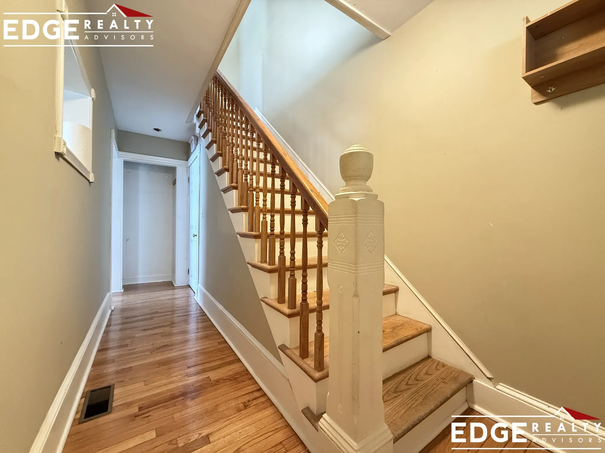 3 bed, 1.5 bath apartment for rent at 11 Pennsylvania Ave Unit 1, Newton Upper Falls — photo 3 of 17