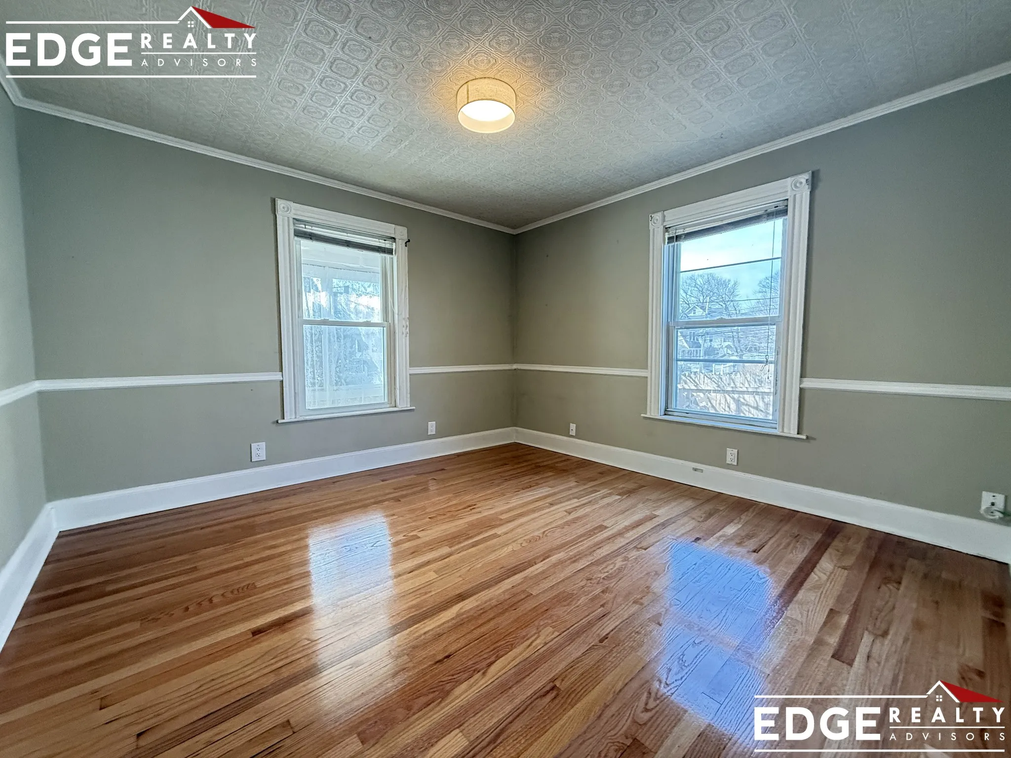 3 bed, 1.5 bath apartment for rent at 11 Pennsylvania Ave Unit 1, Newton Upper Falls — photo 5 of 17