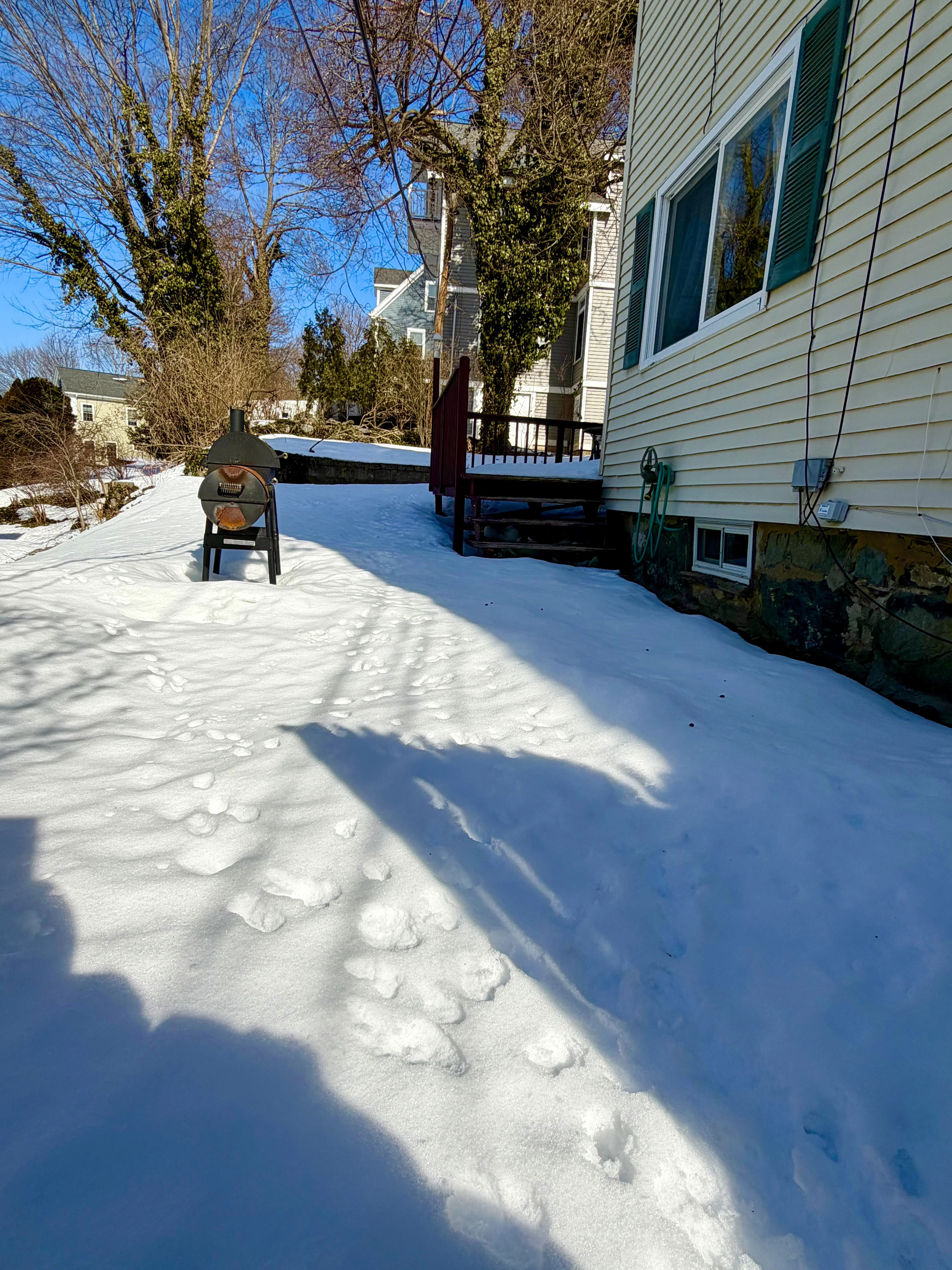 3 bed, 1.5 bath apartment for rent at 11 Pennsylvania Ave Unit 11, Newton Upper Falls — photo 11 of 13