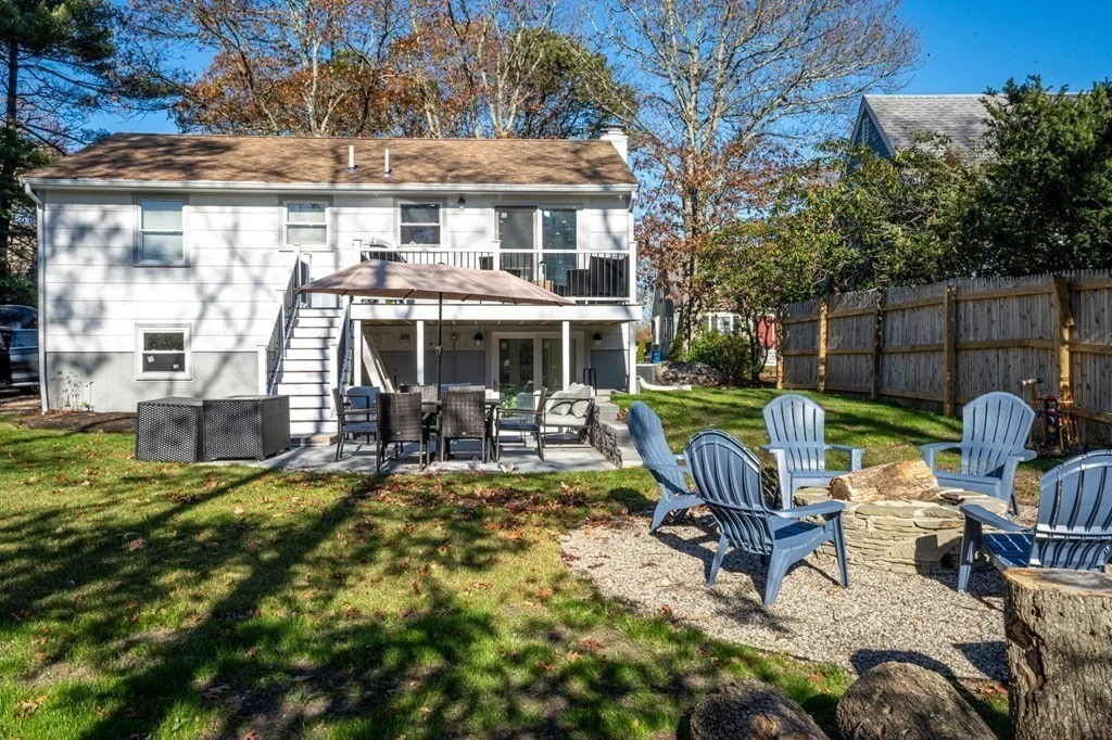 4 bed, 2 bath apartment for rent at 11 Pershing Dr, Falmouth — photo 22 of 25