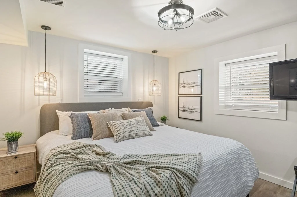 4 bed, 2 bath apartment for rent at 11 Pershing Dr, Falmouth — photo 19 of 25