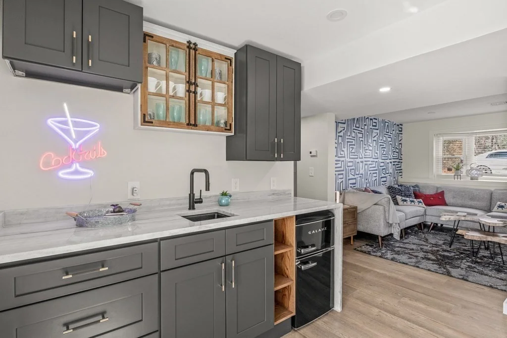 4 bed, 2 bath apartment for rent at 11 Pershing Dr, Falmouth — photo 12 of 25