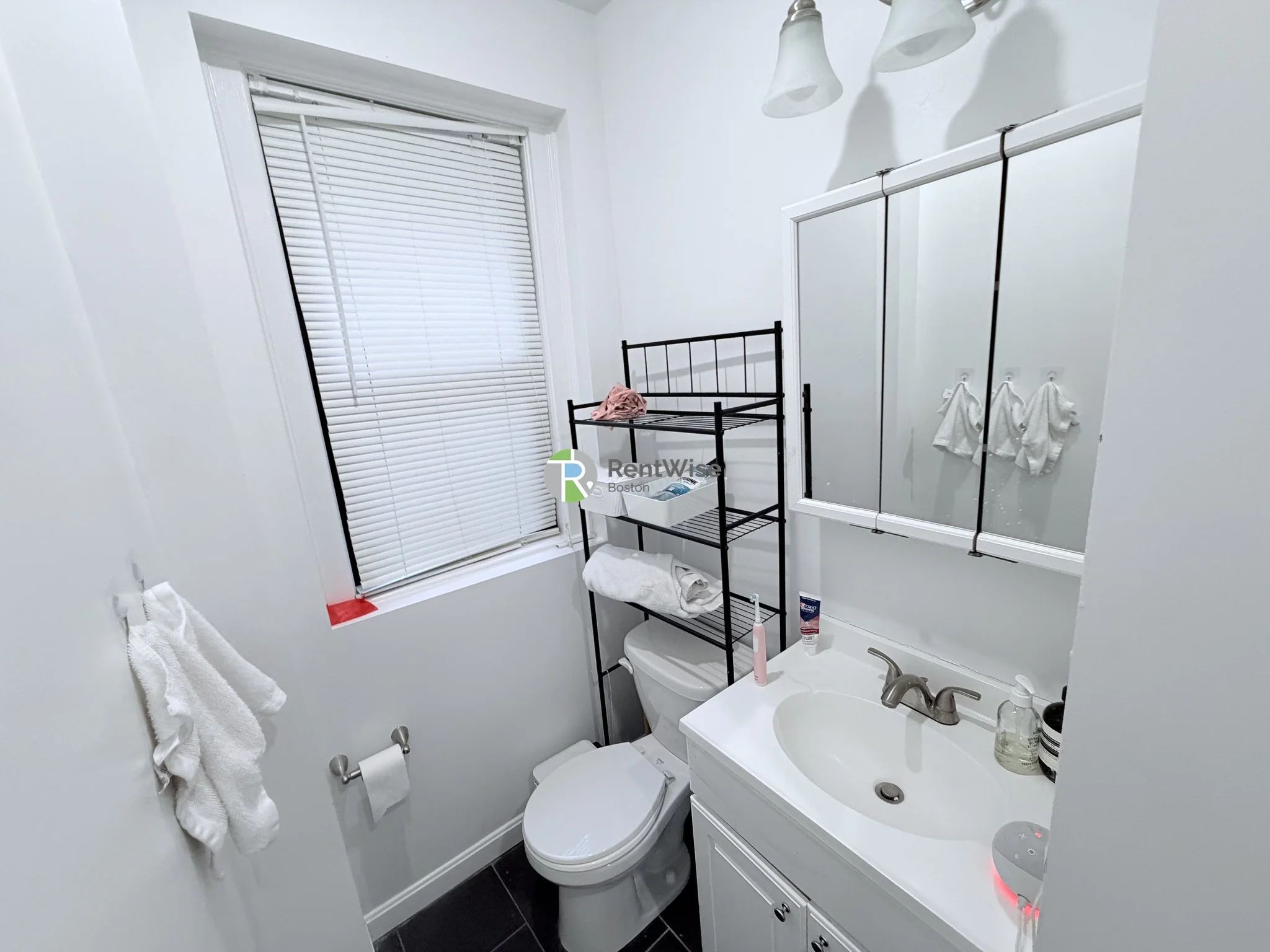 1 bed, 1 bath apartment for rent at 11 Peterborough St Unit 1, Fenway — photo 9 of 11