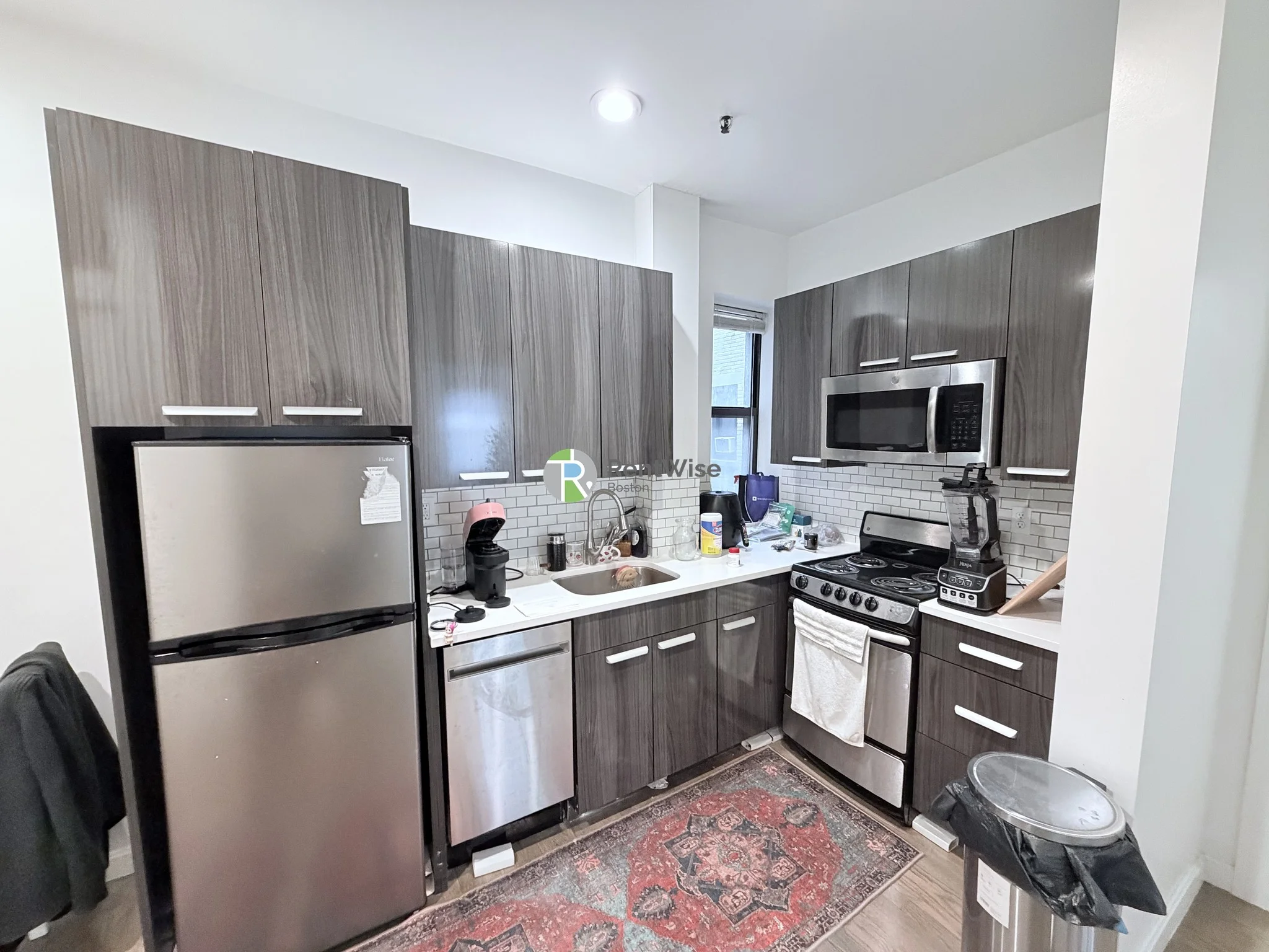 1 bed, 1 bath apartment for rent at 11 Peterborough St Unit 1, Fenway — photo 4 of 11