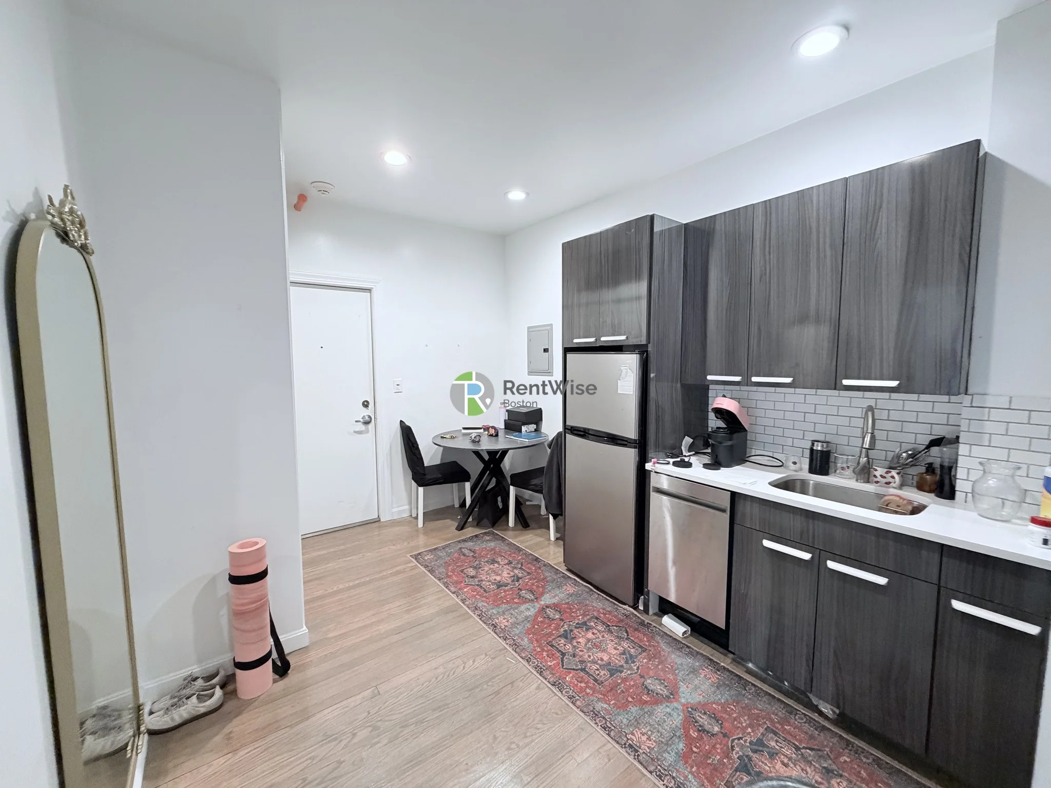 1 bed, 1 bath apartment for rent at 11 Peterborough St Unit 1, Fenway — photo 6 of 11