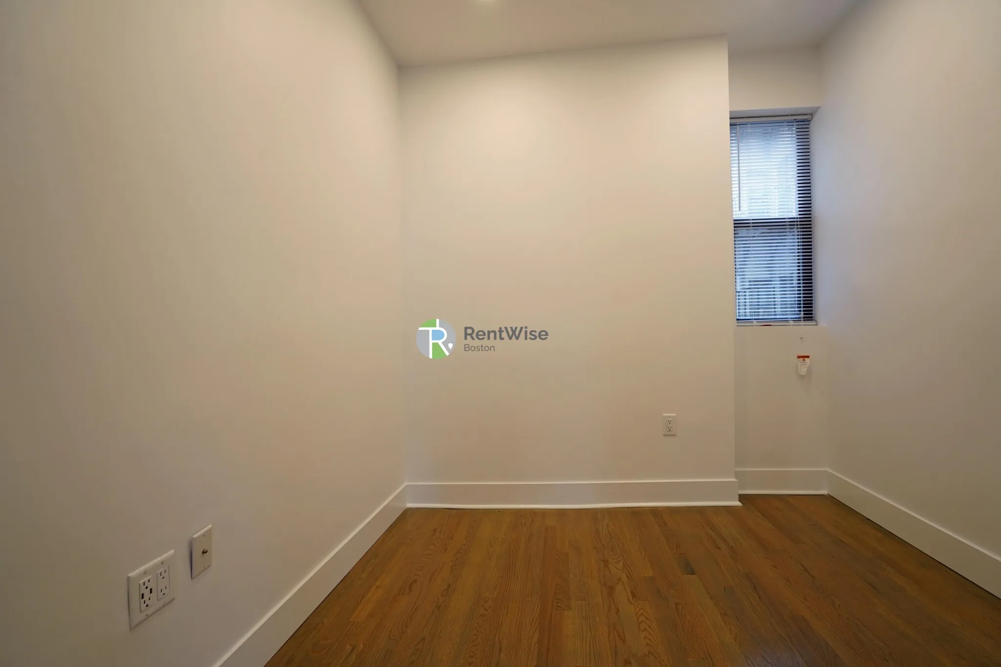 2 bed, 1 bath apartment for rent at 11 Peterborough St Unit 10, Fenway — photo 5 of 24