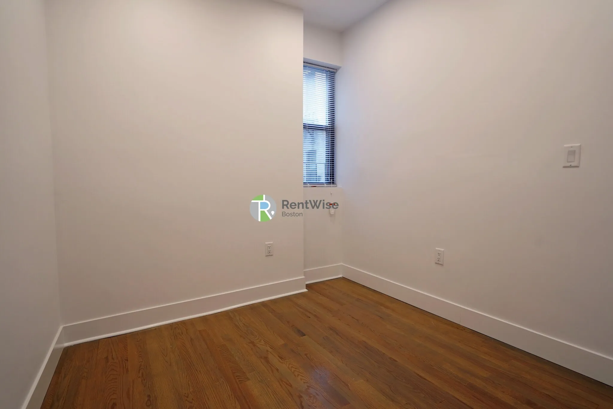 2 bed, 1 bath apartment for rent at 11 Peterborough St Unit 10, Fenway — photo 8 of 24