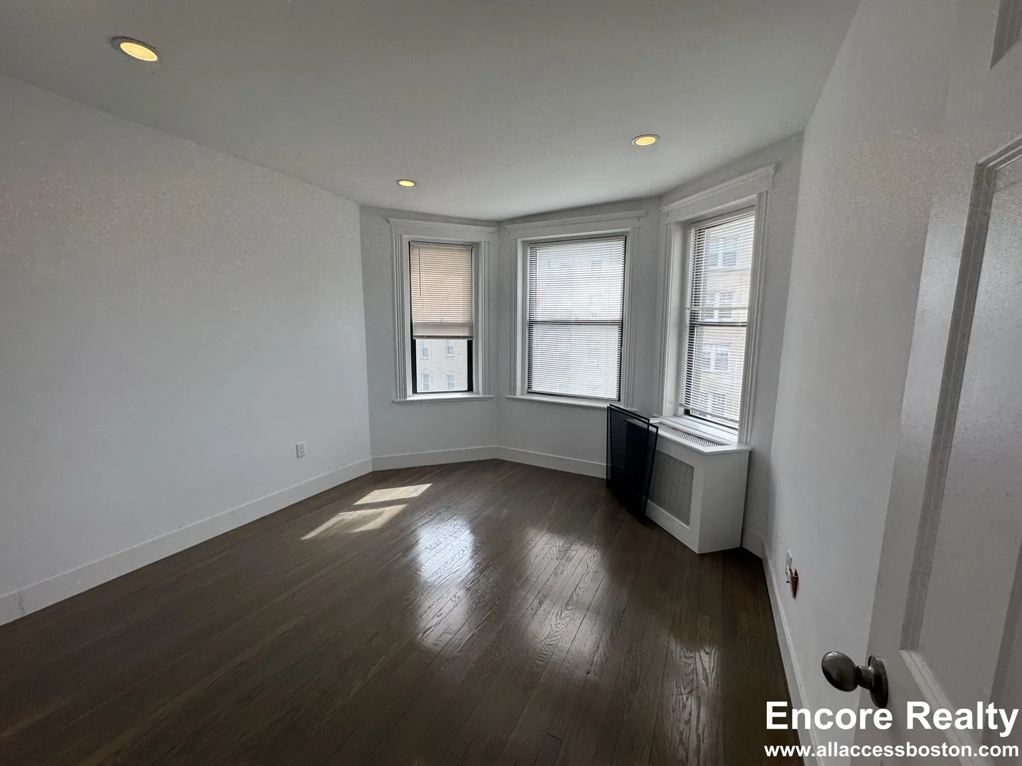 2 bed, 1 bath apartment for rent at 11 Peterborough St Unit 11-20, Fenway — photo 6 of 11