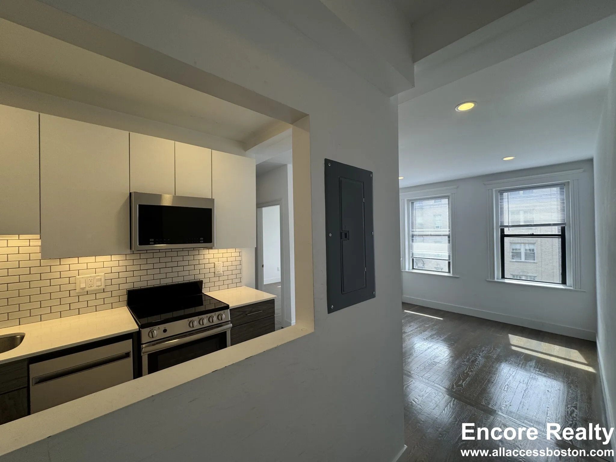 2 bed, 1 bath apartment for rent at 11 Peterborough St Unit 11-20, Fenway — photo 2 of 11