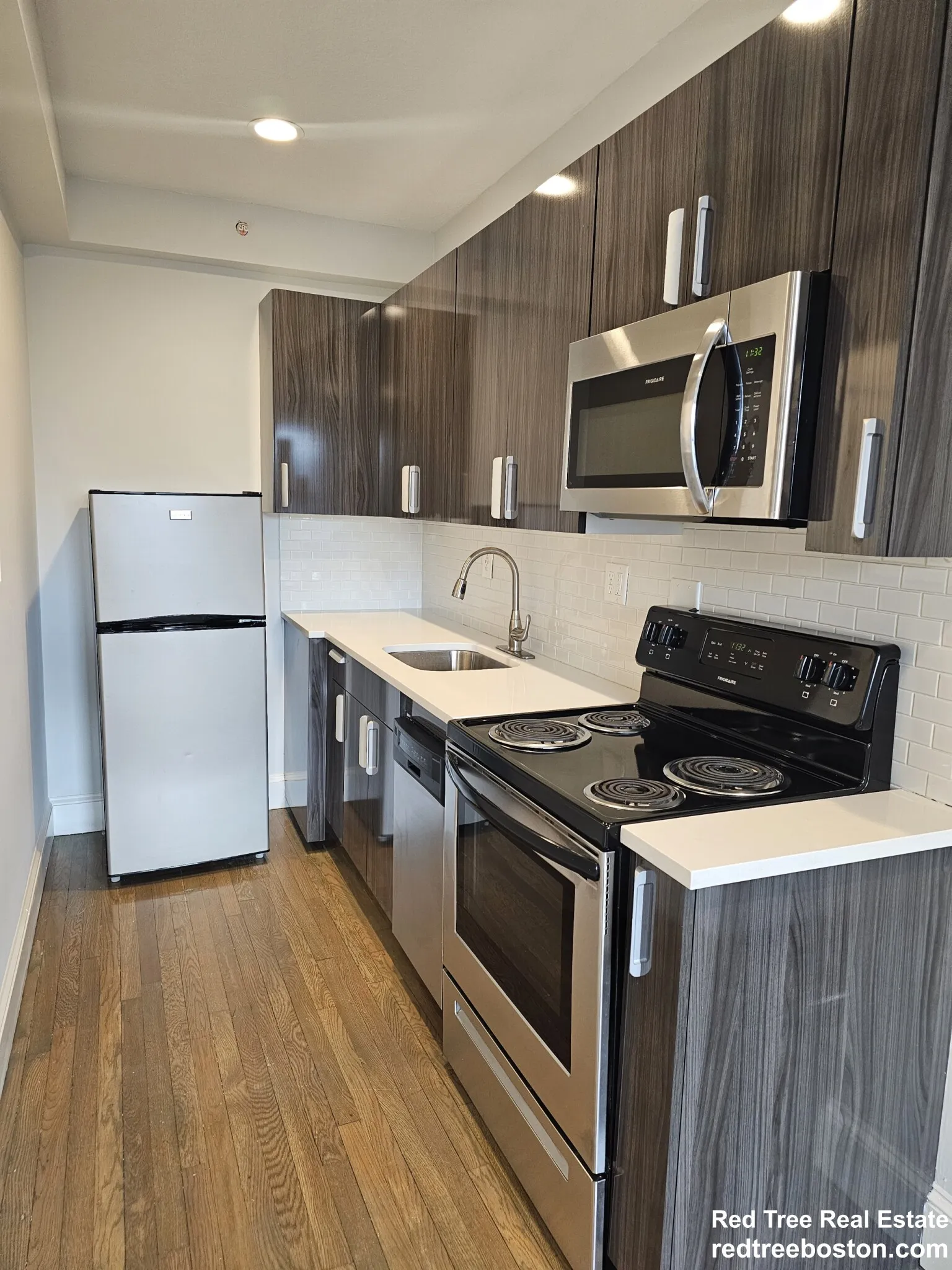 2 bed, 1 bath apartment for rent at 11 Peterborough St Unit 11-3, Fenway