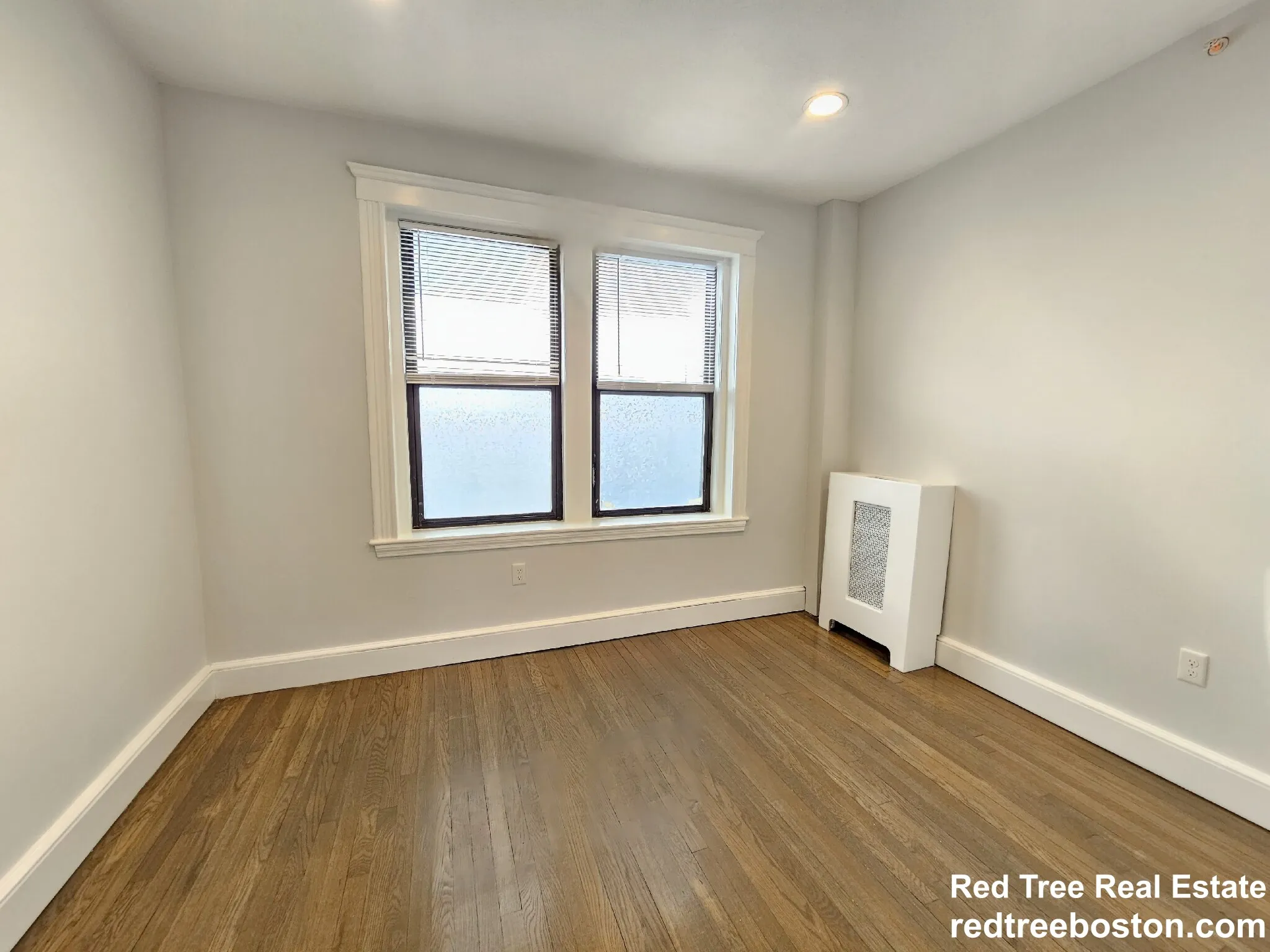 2 bed, 1 bath apartment for rent at 11 Peterborough St Unit 11-3, Fenway — photo 6 of 8
