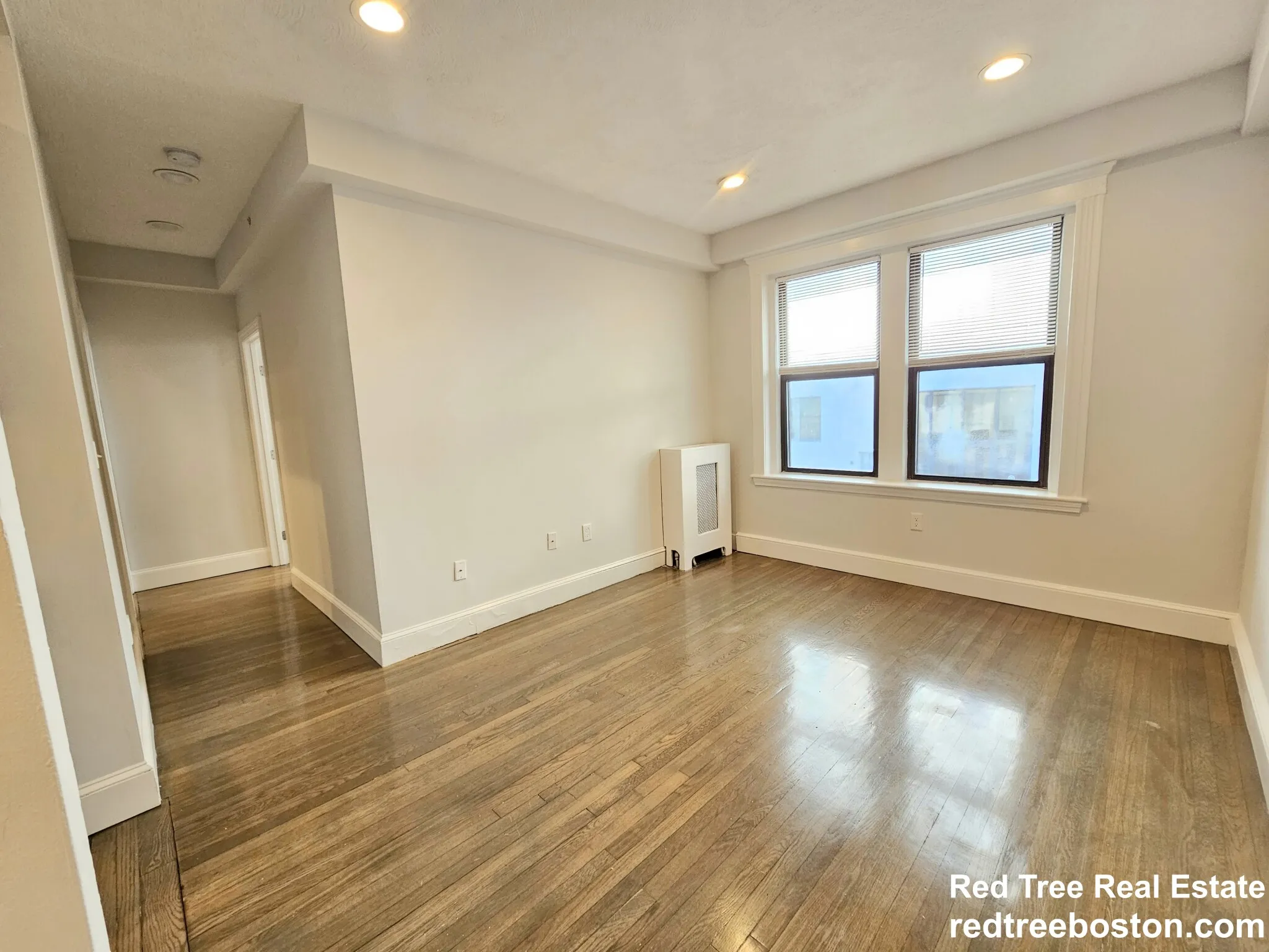 2 bed, 1 bath apartment for rent at 11 Peterborough St Unit 11-3, Fenway — photo 3 of 8
