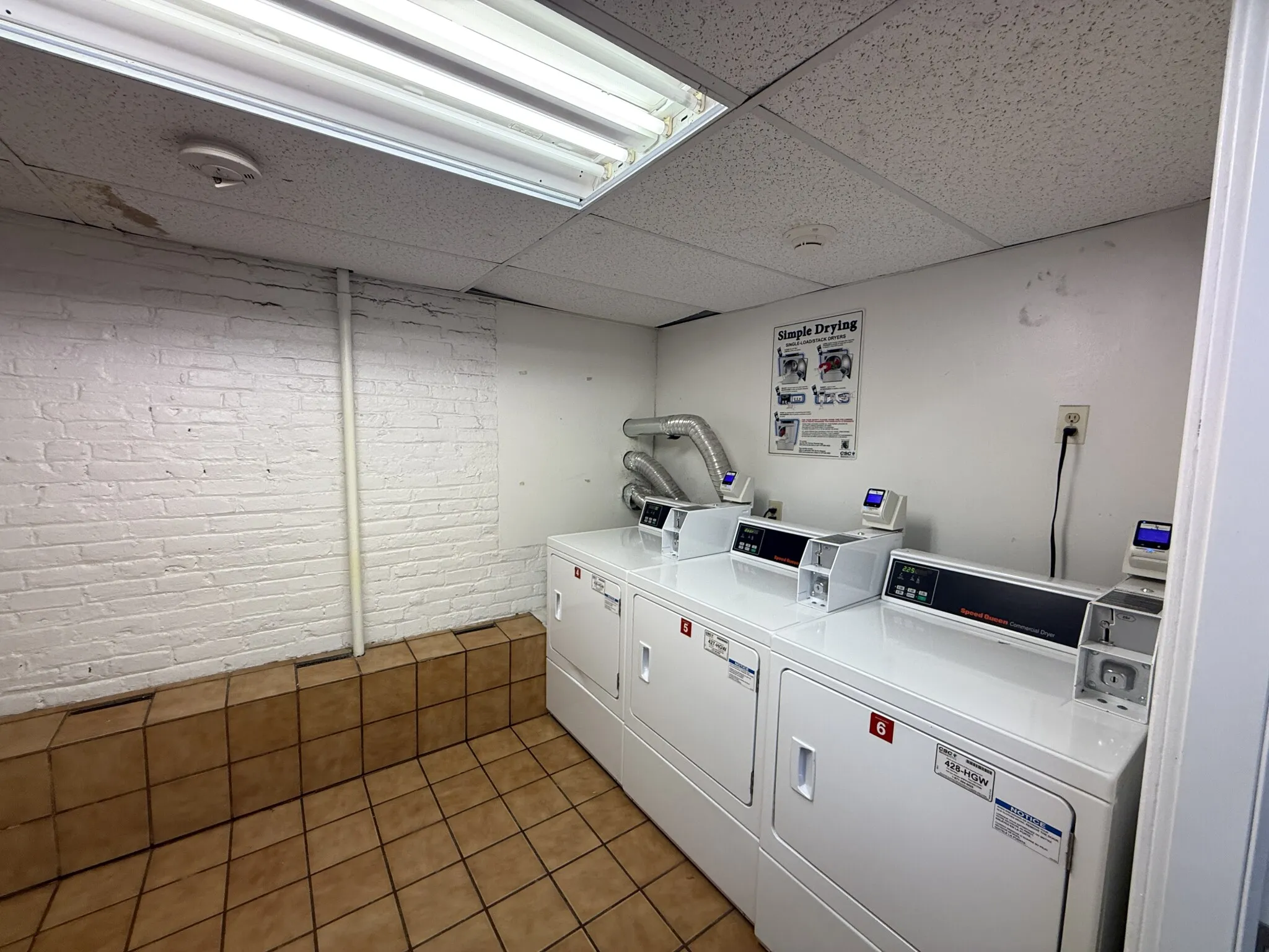 Studio bed, 1 bath apartment for rent at 11 Peterborough St Unit 15, Fenway — photo 8 of 9