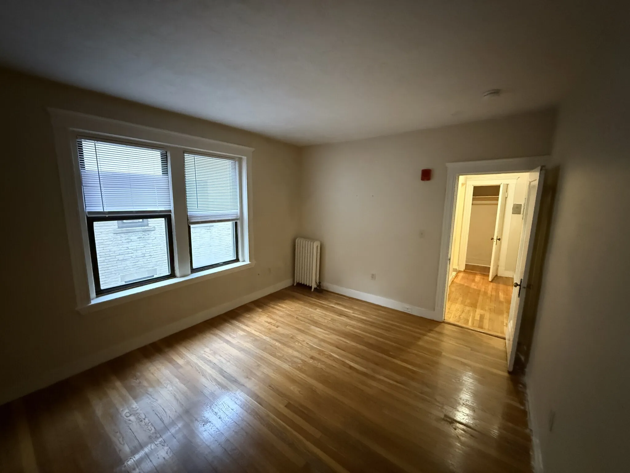 Studio bed, 1 bath apartment for rent at 11 Peterborough St Unit 15, Fenway — photo 1 of 9