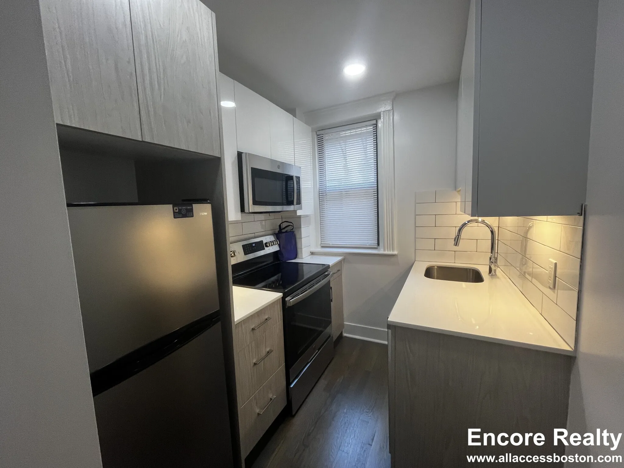 Studio bed, 1 bath apartment for rent at 11 Peterborough St Unit 18, Fenway