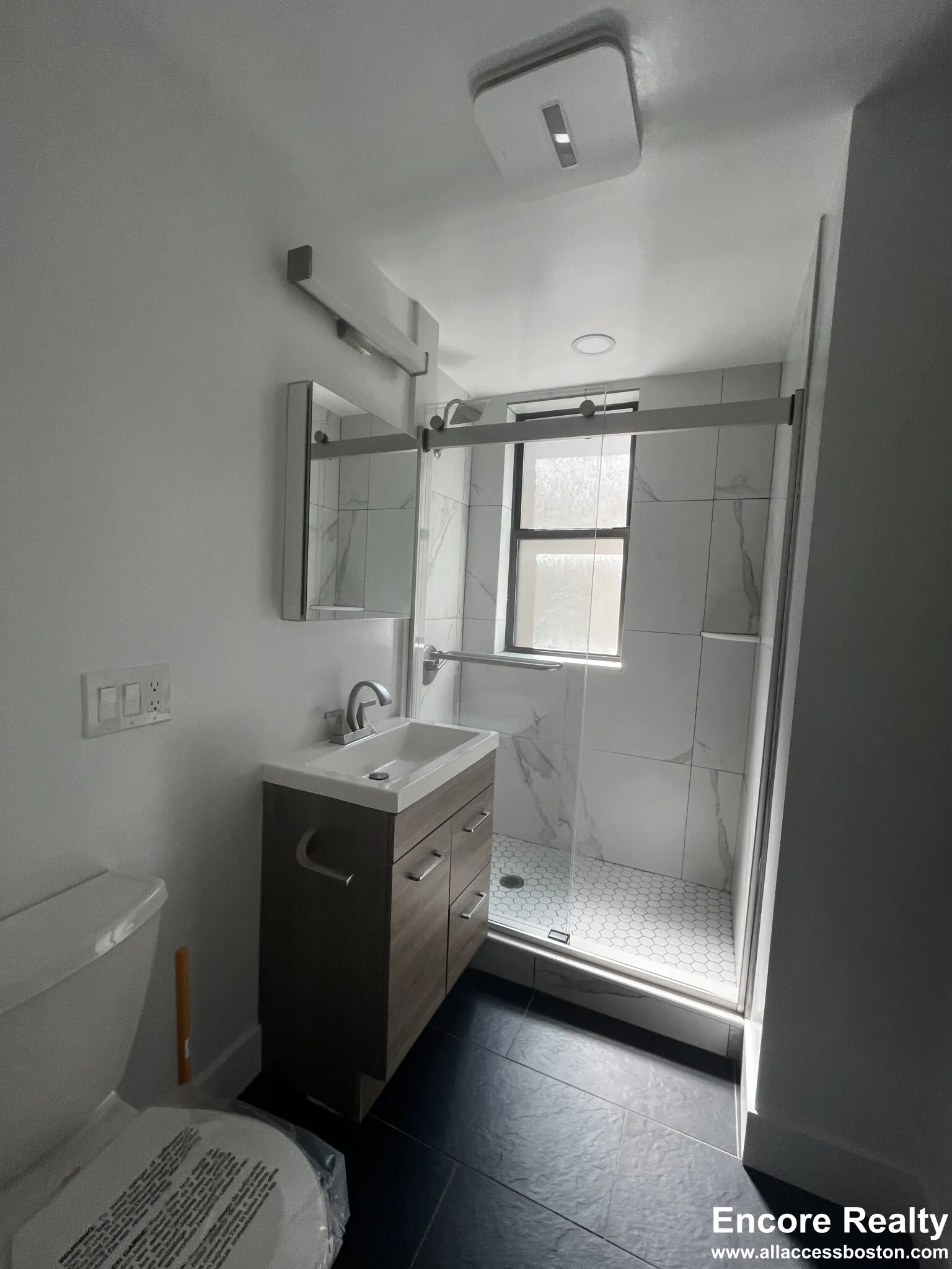 Studio bed, 1 bath apartment for rent at 11 Peterborough St Unit 18, Fenway — photo 4 of 5