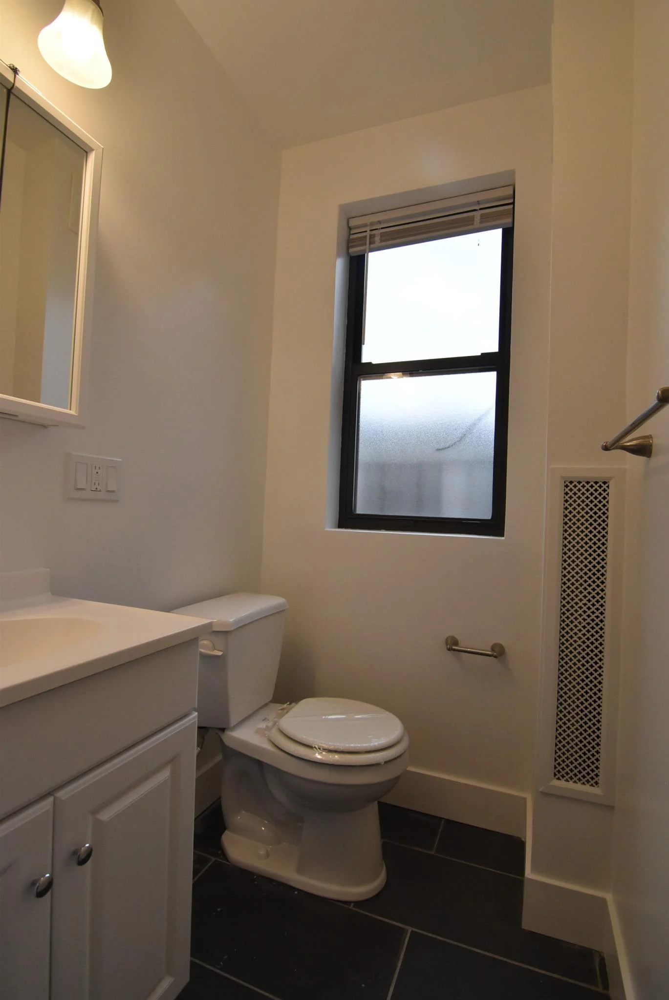1 bed, 1 bath apartment for rent at 11 Peterborough St Unit 22, Fenway — photo 9 of 12