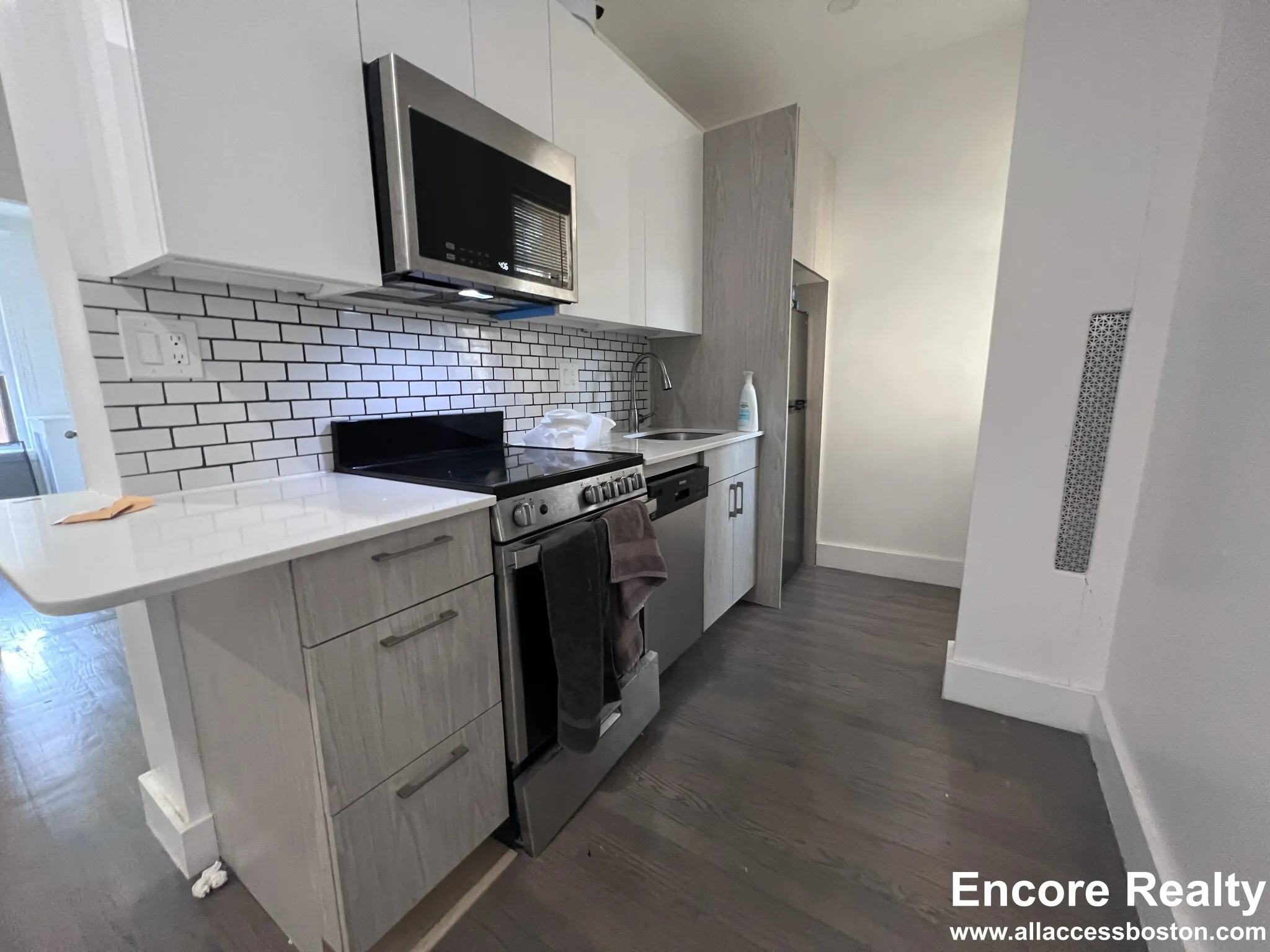 2 bed, 1 bath apartment for rent at 11 Peterborough St Unit 25, Fenway