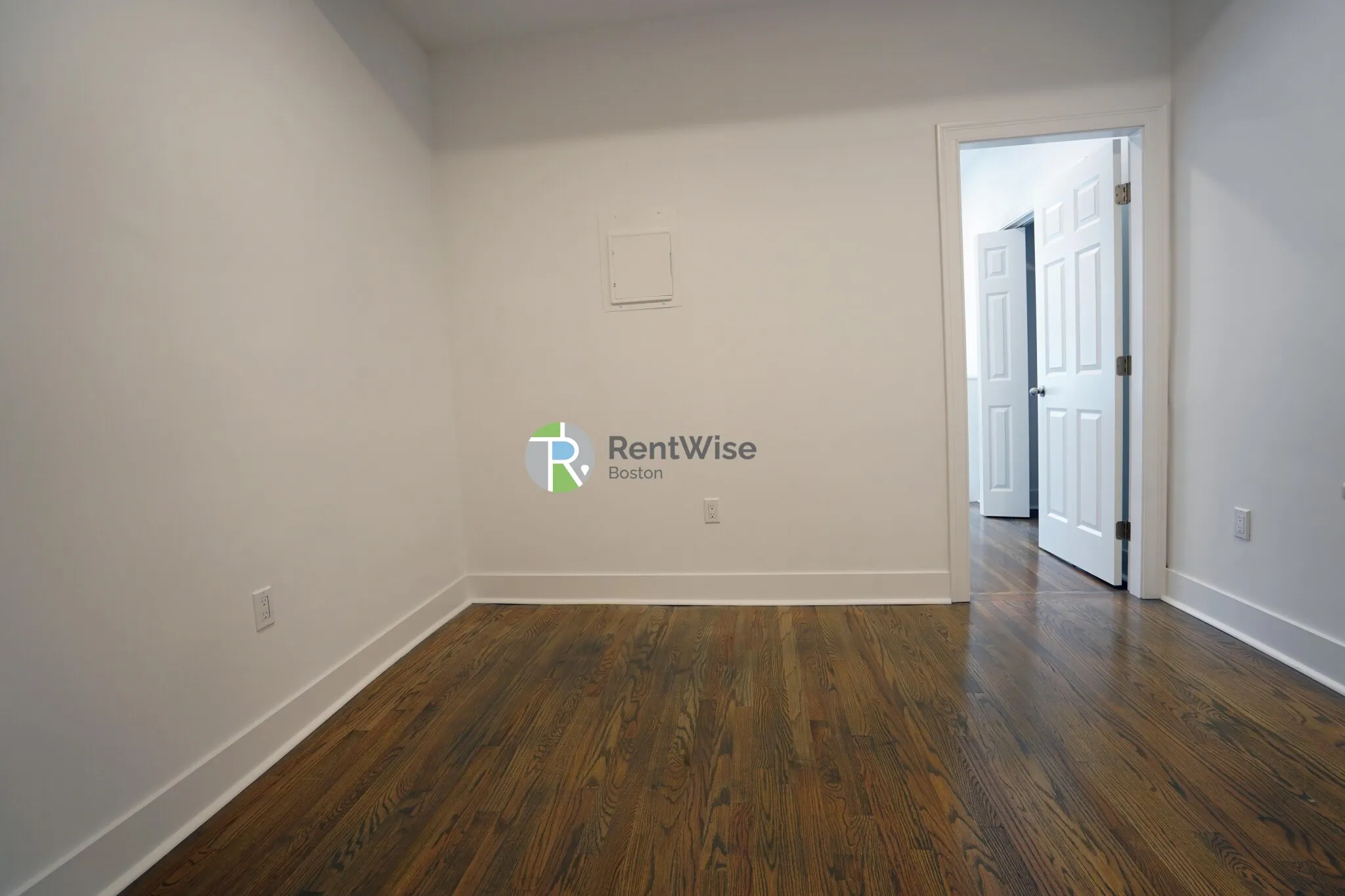 2 bed, 1 bath apartment for rent at 11 Peterborough St Unit 3, Fenway — photo 2 of 21