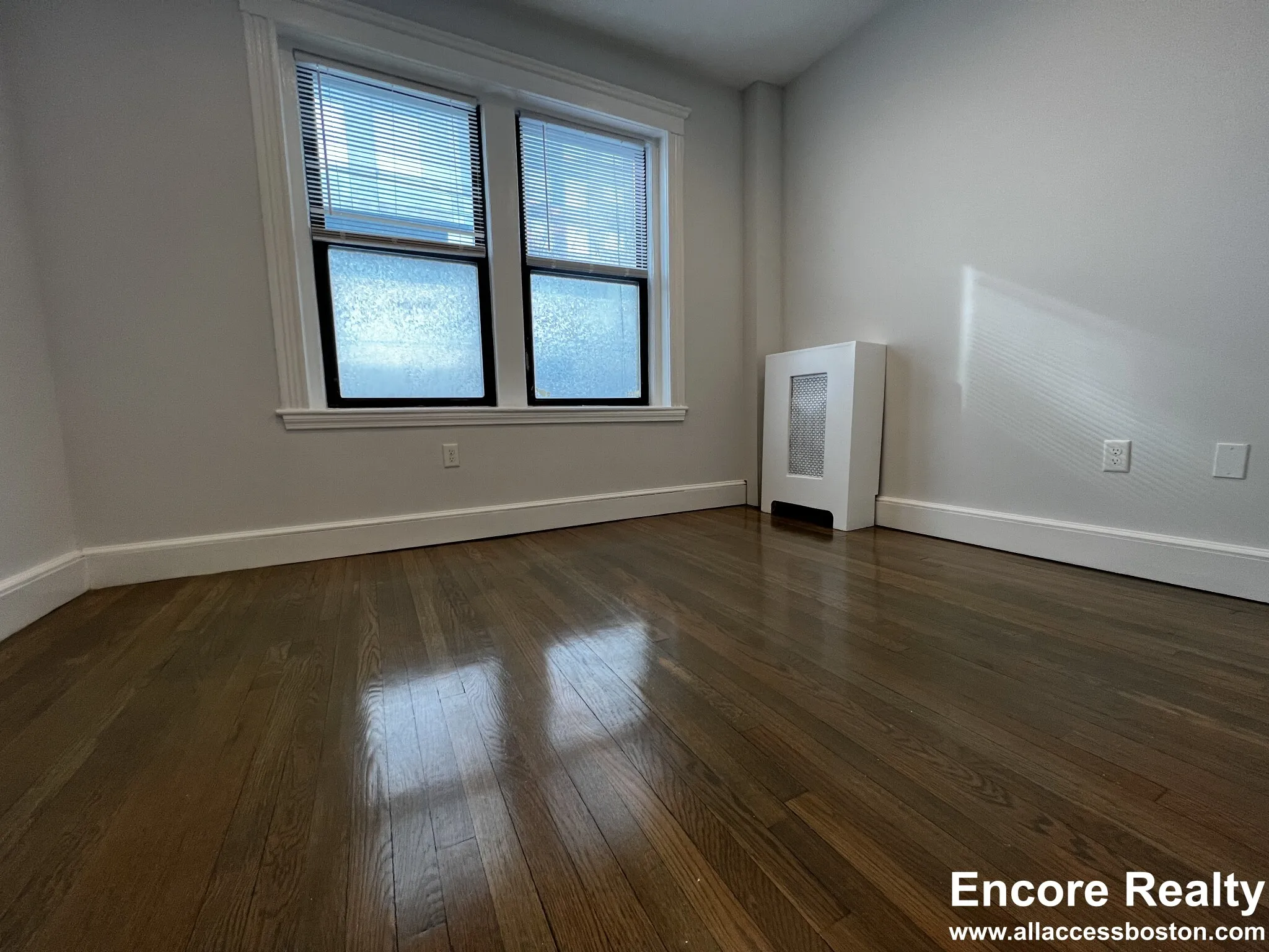 2 bed, 1 bath apartment for rent at 11 Peterborough St Unit 5, Fenway — photo 5 of 8