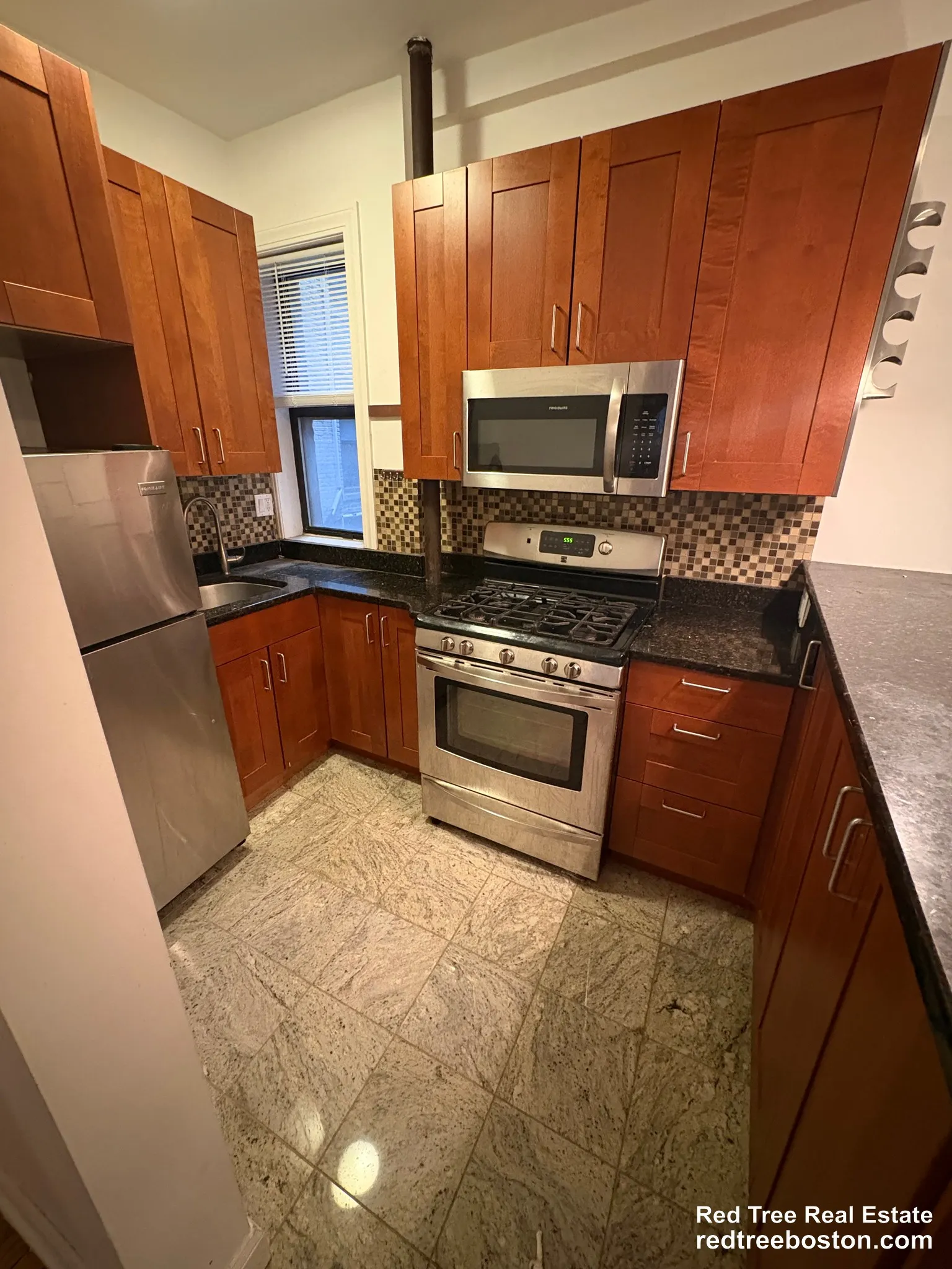 1 bed, 1 bath apartment for rent at 11 Peterborough St Unit 6, Fenway — photo 3 of 18