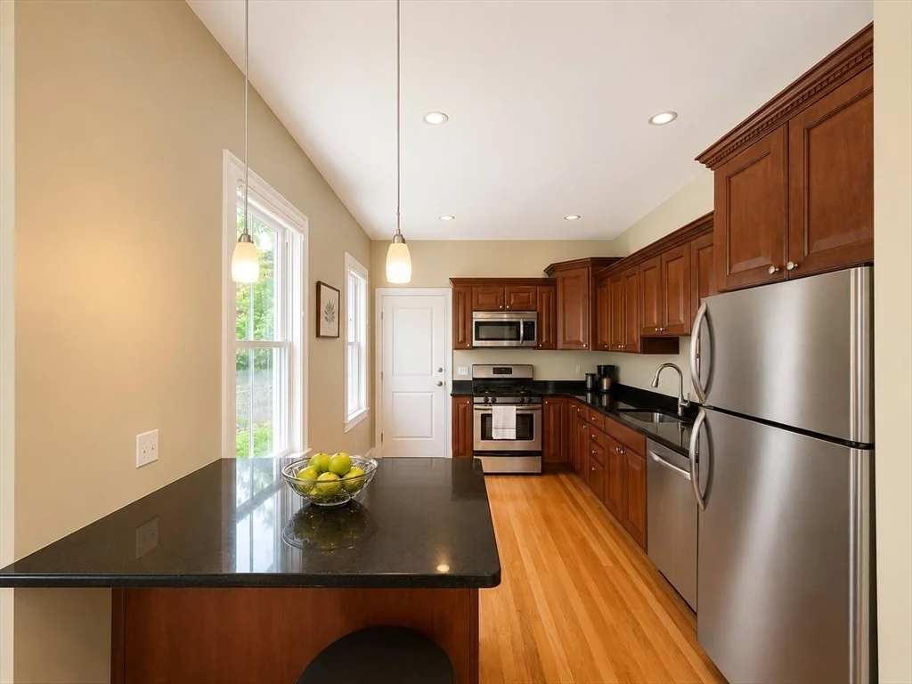 2 bed, 2 bath apartment for rent at 11 Peters St Unit 1, Cambridgeport — photo 4 of 11