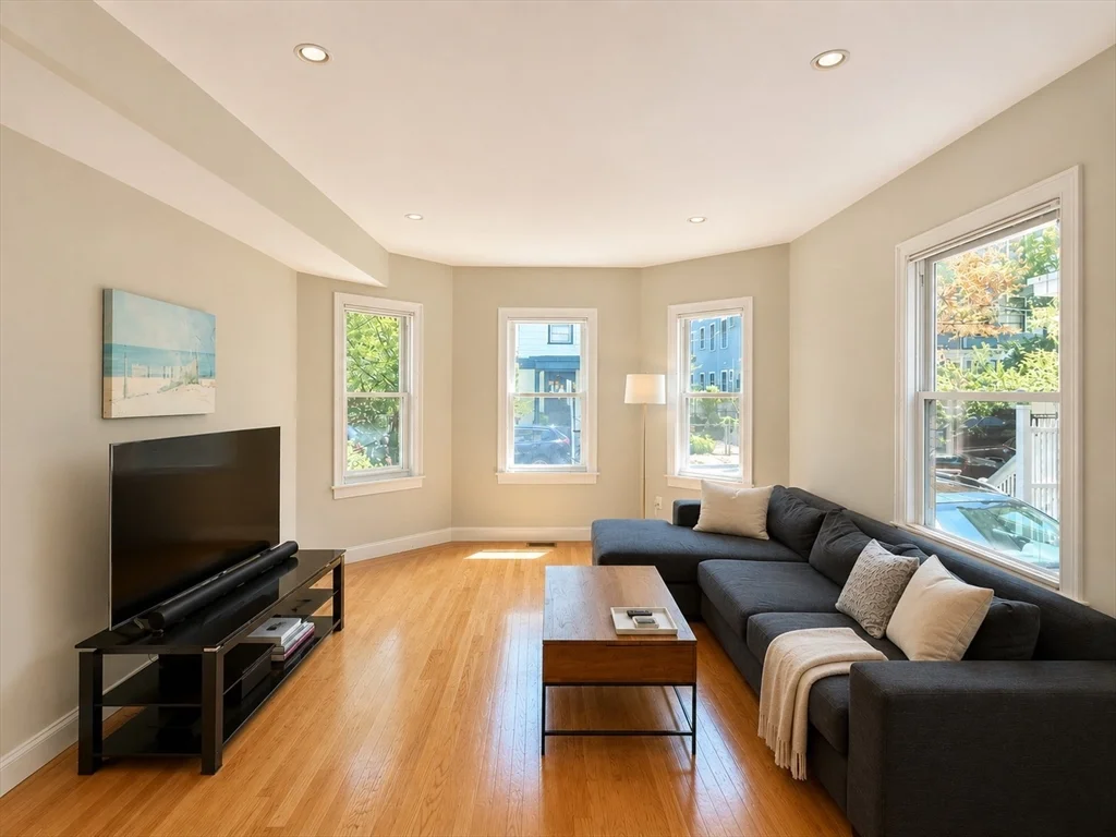 2 bed, 2 bath apartment for rent at 11 Peters St Unit 1, Cambridgeport