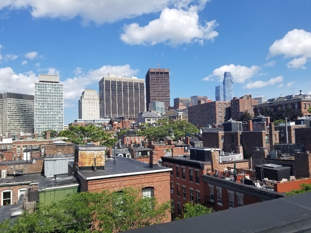 2 bed, 1 bath apartment for rent at 11 Phillips St Unit 7, Beacon Hill — photo 19 of 23