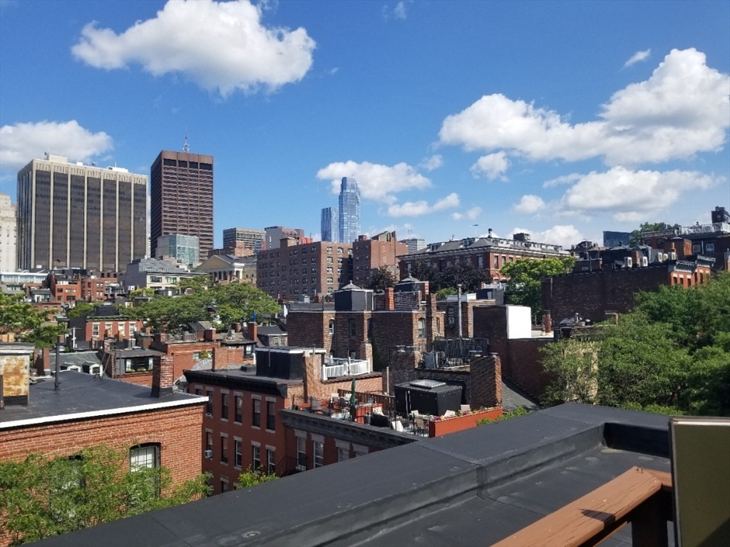 2 bed, 1 bath apartment for rent at 11 Phillips St Unit 7, Beacon Hill — photo 18 of 23