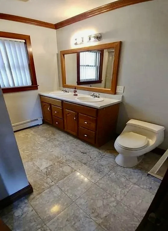 3 bed, 1 bath apartment for rent at 11 Pike St Unit 11, Dartmouth — photo 9 of 12