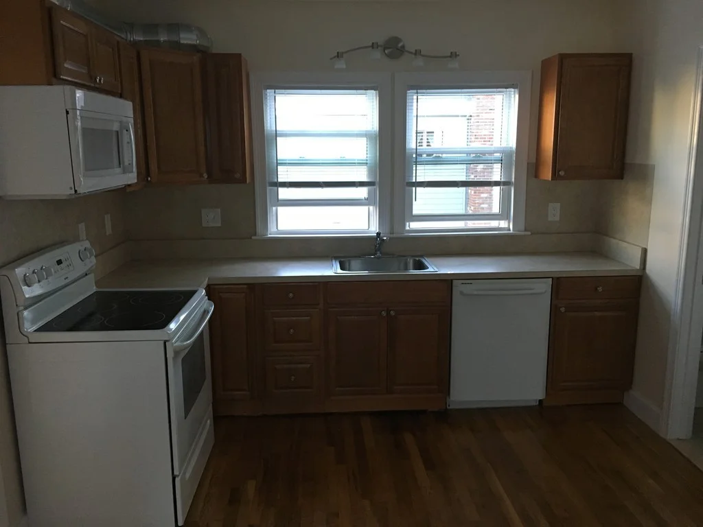 3 bed, 1 bath apartment for rent at 11 Pine Unit 2, Stoneham