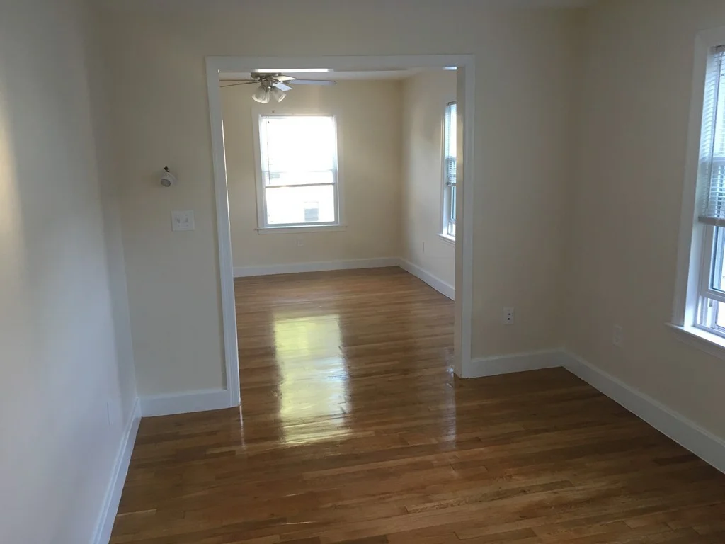 3 bed, 1 bath apartment for rent at 11 Pine Unit 2, Stoneham — photo 3 of 5