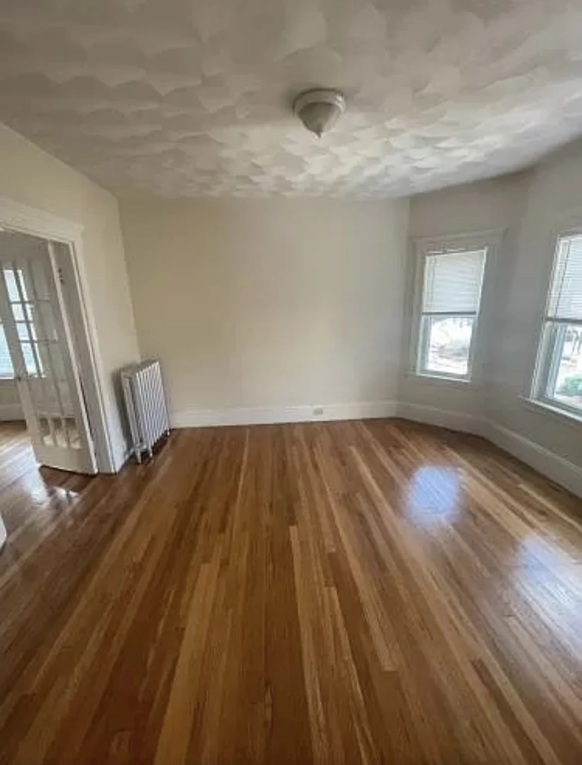 4 bed, 1 bath apartment for rent at 11 Pinkham Rd Unit 2, Medford — photo 11 of 28