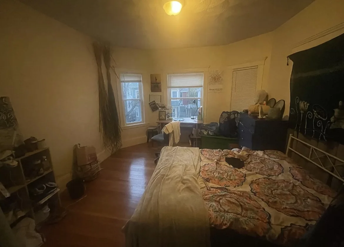 4 bed, 1 bath apartment for rent at 11 Pinkham Rd Unit 2, Medford — photo 14 of 28