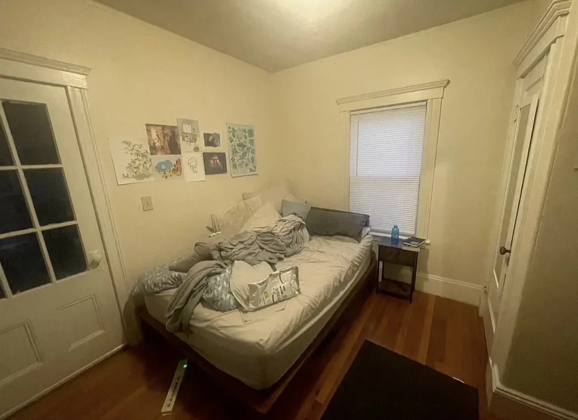 4 bed, 1 bath apartment for rent at 11 Pinkham Rd Unit 2, Medford — photo 19 of 28