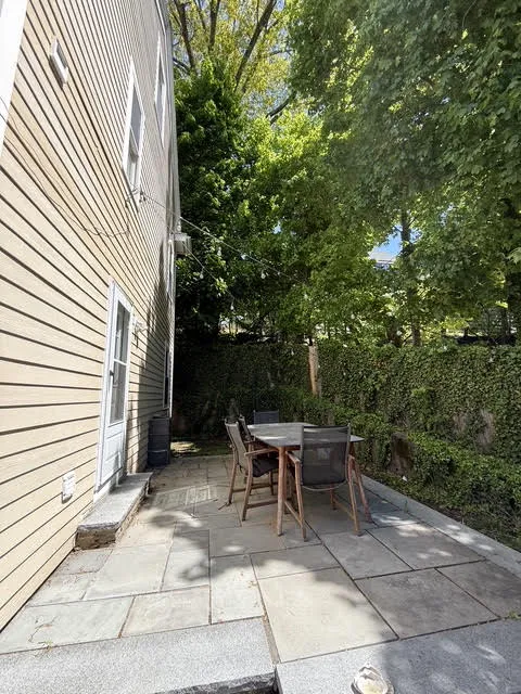 2.5 bed, 1 bath apartment for rent at 11 Playstead Rd Unit 2, Newton Corner — photo 17 of 19