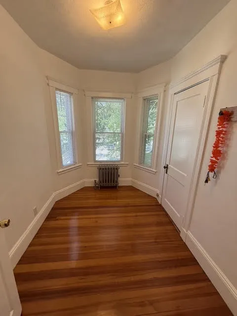 2.5 bed, 1 bath apartment for rent at 11 Playstead Rd Unit 2, Newton Corner — photo 15 of 19