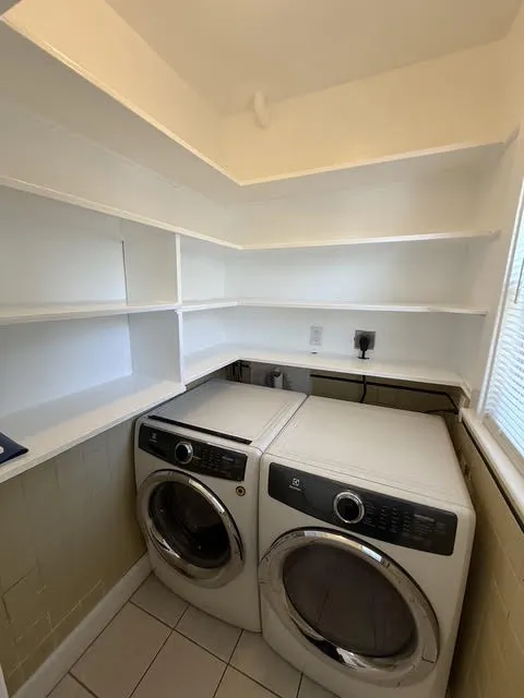 2.5 bed, 1 bath apartment for rent at 11 Playstead Rd Unit 2, Newton Corner — photo 11 of 19