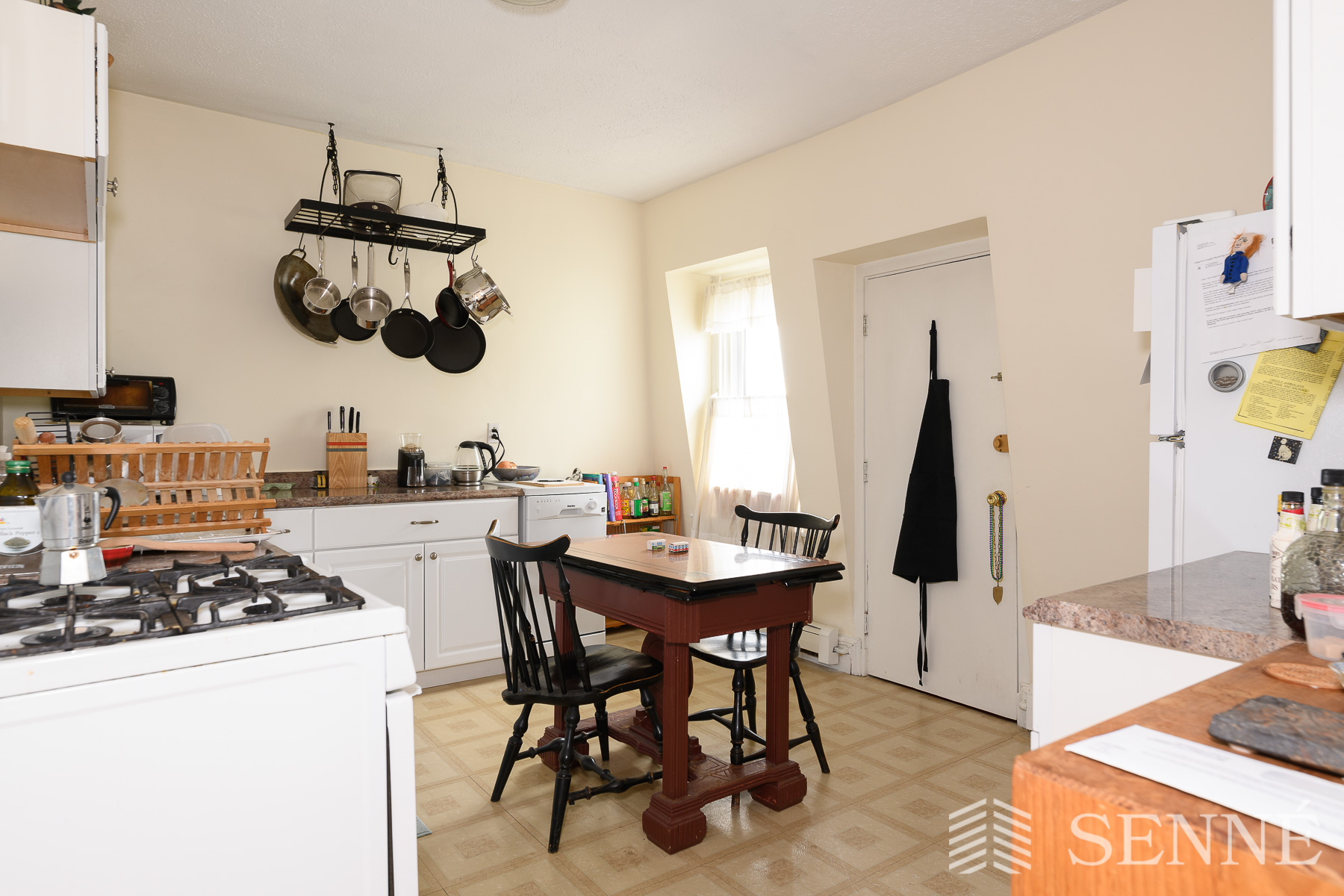 1 bed, 1 bath apartment for rent at 11 Pleasant Ave Unit 3, Prospect Hill