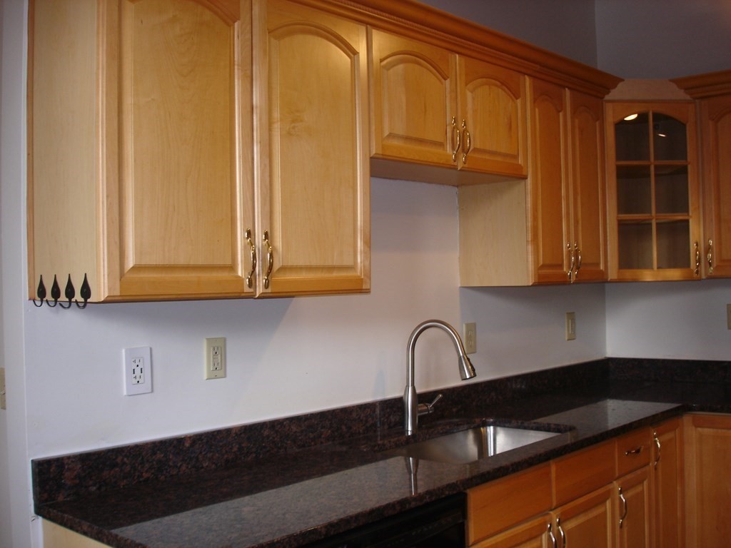 2 bed, 1 bath apartment for rent at 11 Pleasant St Unit 1, Ayer — photo 5 of 17