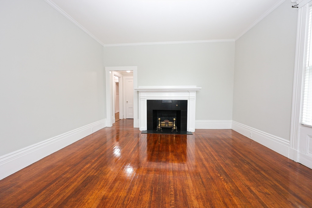 1 bed, 1 bath apartment for rent at 11 Pond St Unit 1, Weymouth — photo 13 of 23